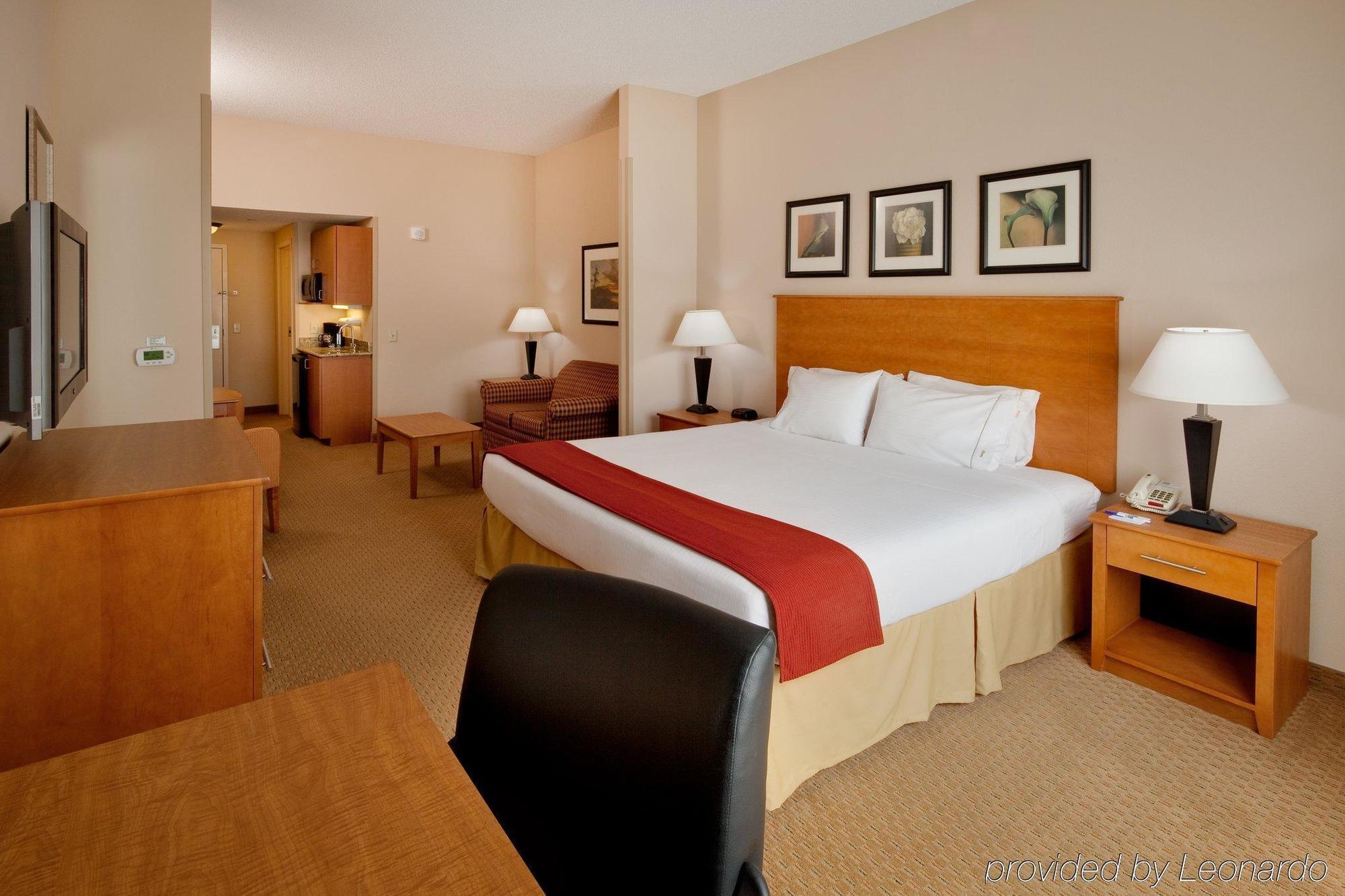 Holiday Inn Express Hotel & Suites Bethlehem By Ihg Exterior photo